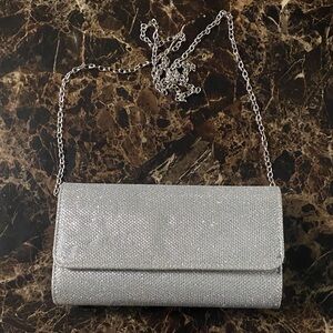 Silver Glitter Evening Clutch Purse with Chain Strap – Elegant Party Handbag